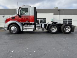 Used 2018 Peterbilt 579 Day Cab in Sauget Illinois