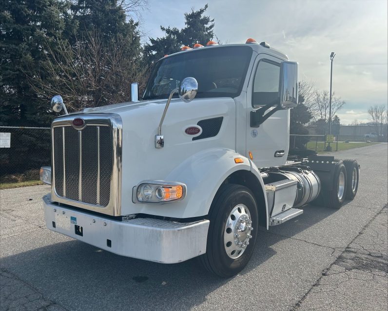 
								Used 2019 Peterbilt 567 Day Cab in Portage Indiana full									