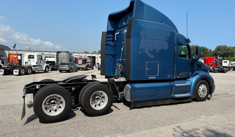 
								Used 2020 Peterbilt 579 Sleeper in Portage Indiana full									