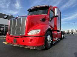 Used 2020 Peterbilt 579 Sleeper in Sauget Illinois