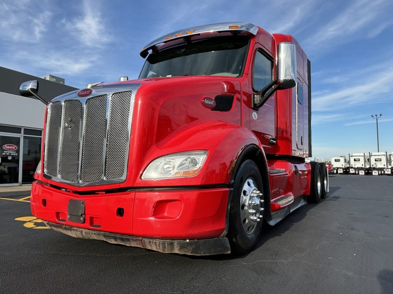 
								Used 2020 Peterbilt 579 Sleeper in Sauget Illinois full									