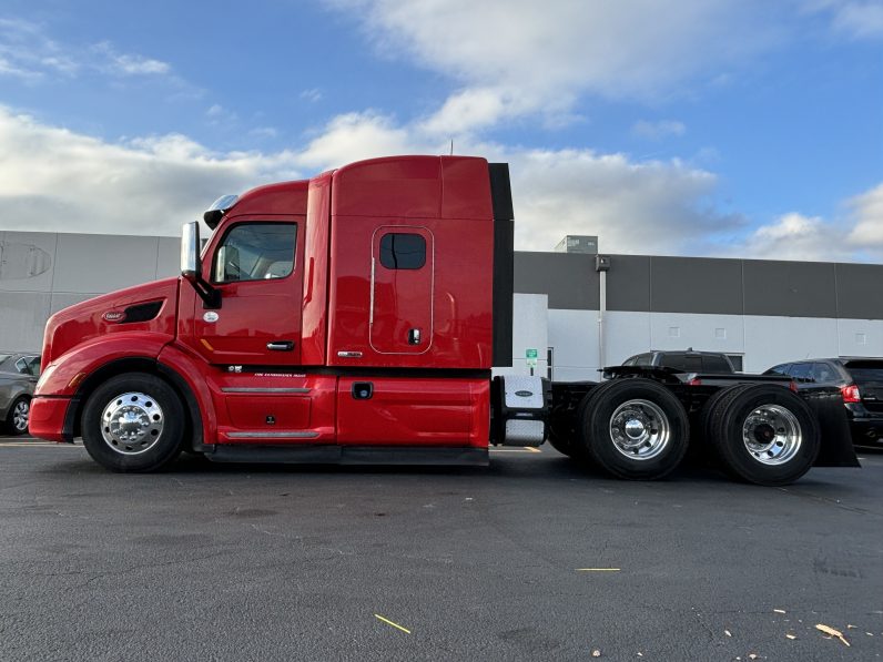 
								Used 2020 Peterbilt 579 Sleeper in Sauget Illinois full									