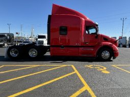 Used 2020 Peterbilt 579 Sleeper in Sauget Illinois