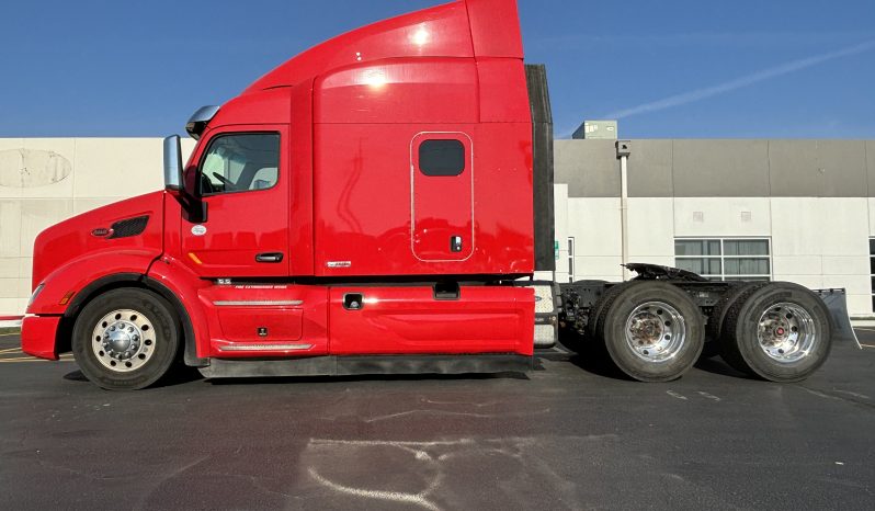 
								Used 2020 Peterbilt 579 Sleeper in Sauget Illinois full									