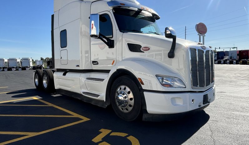 
								Used 2020 Peterbilt 579 Sleeper in Sauget Illinois full									