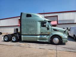 Used 2020 Peterbilt 579 Sleeper in Sikeston Missouri