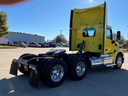 Used 2021 Peterbilt 579 Day Cab in Strafford Missouri