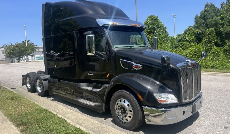 
								Used 2021 Peterbilt 579 Sleeper in Raleigh North Carolina full									