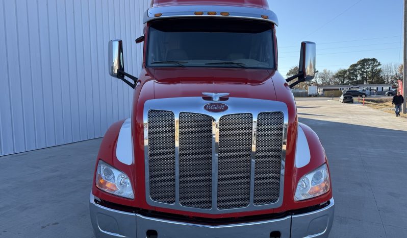 
								Used 2022 Peterbilt 579 Sleeper in Joplin Missouri full									