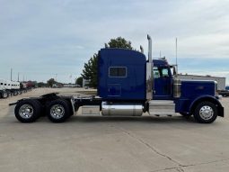 Used 2022 Peterbilt 389 Sleeper in Strafford Missouri