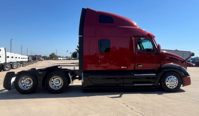 
								Used 2022 Peterbilt 579 Sleeper in Strafford Missouri full									