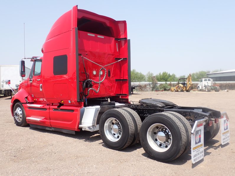 
								Used 2017 International Prostar Sleeper in Laredo Texas full									