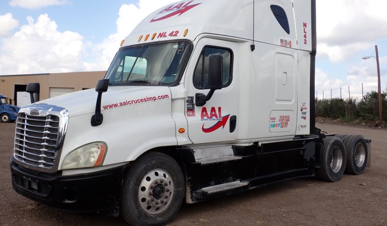 
								Used 2013 Freightliner Cascadia 125 Sleeper in Laredo Texas full									