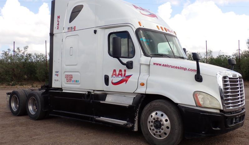 
								Used 2013 Freightliner Cascadia 125 Sleeper in Laredo Texas full									