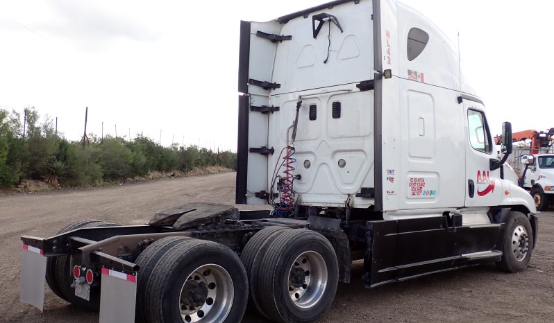 
								Used 2013 Freightliner Cascadia 125 Sleeper in Laredo Texas full									