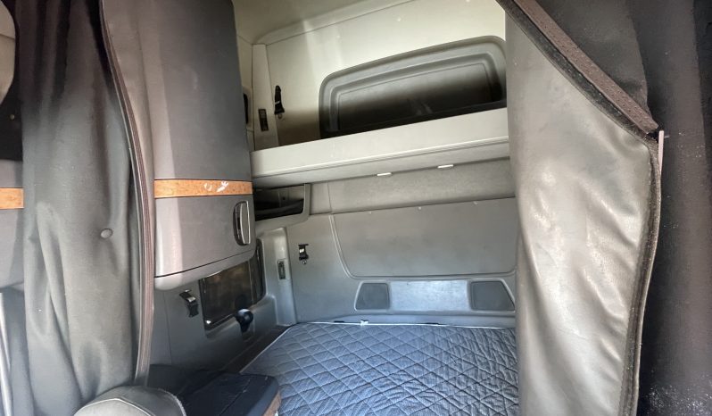 
								Used 2016 International Sleeper in Laredo Texas full									