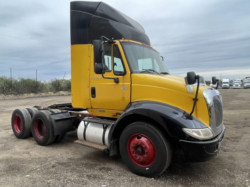 
								Used 2006 International 86000 Day Cab in Laredo Texas full									