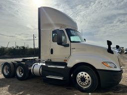 Used 2018 International LT Day Cab in Laredo Texas