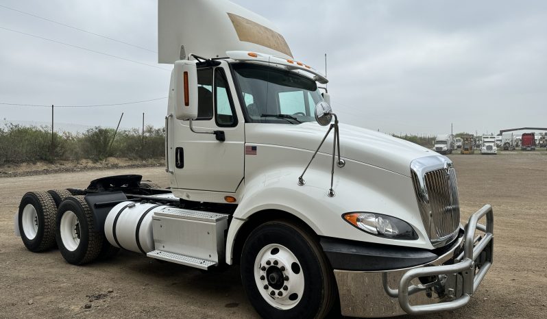 
								Used 2016 International Prostar Day Cab in Laredo Texas full									