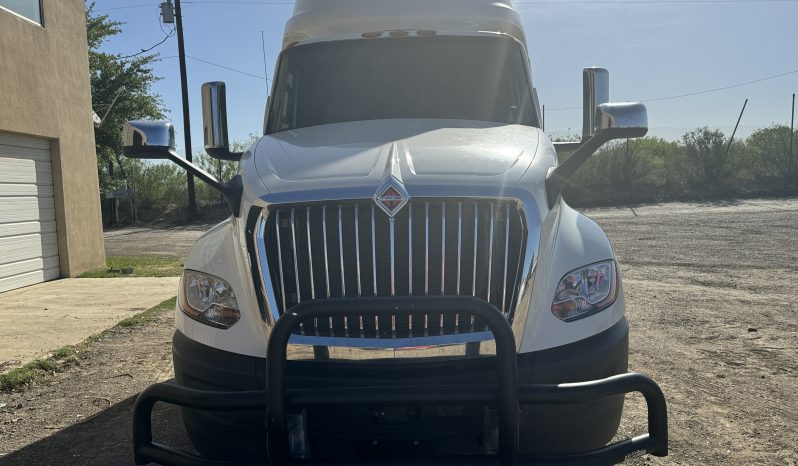 
								Used 2020 International LT625 Sleeper in Laredo Texas full									