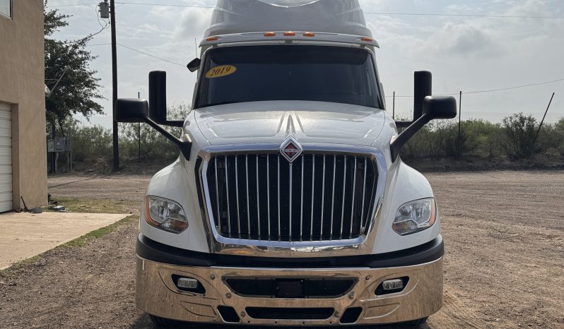 
								Used 2019 International LT625 Sleeper in Laredo Texas full									