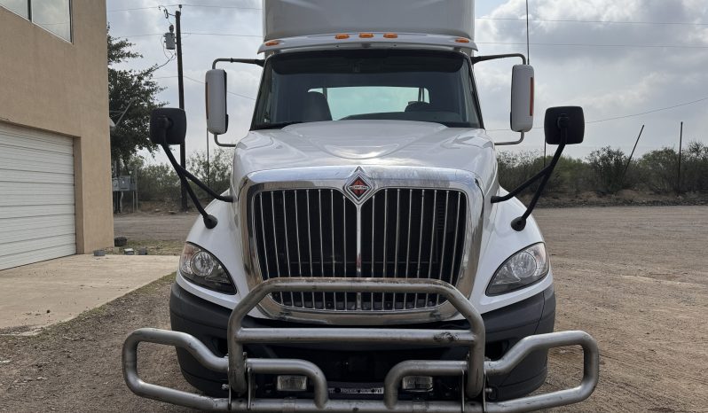 
								Used 2016 International Prostar Day Cab in Laredo Texas full									