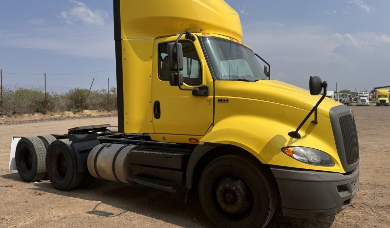 
								Used 2018 International RH613 Day Cab in Laredo Texas full									