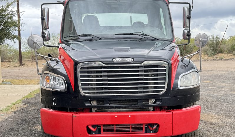 
								Used 2016 Freightliner M2 Day Cab in Laredo Texas full									