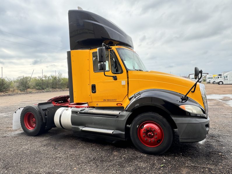 
								Used 2017 International PROSTAR 122 Day Cab in Laredo Texas full									