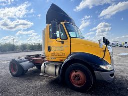 Used 2006 International 8600 Day Cab in Laredo Texas