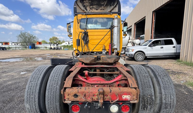 
								Used 2006 International 8600 Day Cab in Laredo Texas full									