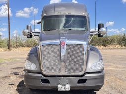 Used 2017 Kenworth T680 Sleeper in Laredo Texas