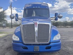 Used 2017 Kenworth T680 Sleeper in Laredo Texas