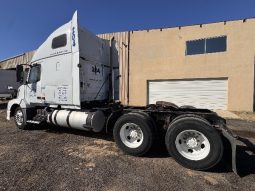 Used 2012 Volvo VNL Sleeper in Laredo Texas