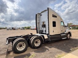 Used 2014 Kenworth T680 Sleeper in Laredo Texas