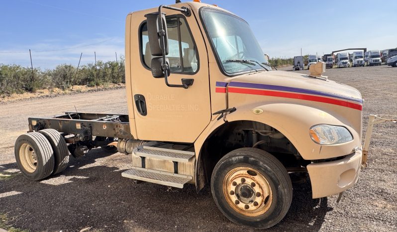 
								Used 2010 Freightliner Day Cab in Laredo Texas full									