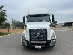 Used 2019 Volvo Sleeper in Laredo Texas