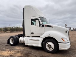 Used 2014 Kenworth T680 Day Cab in Laredo Texas