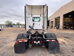 Used 2014 Kenworth T680 Day Cab in Laredo Texas