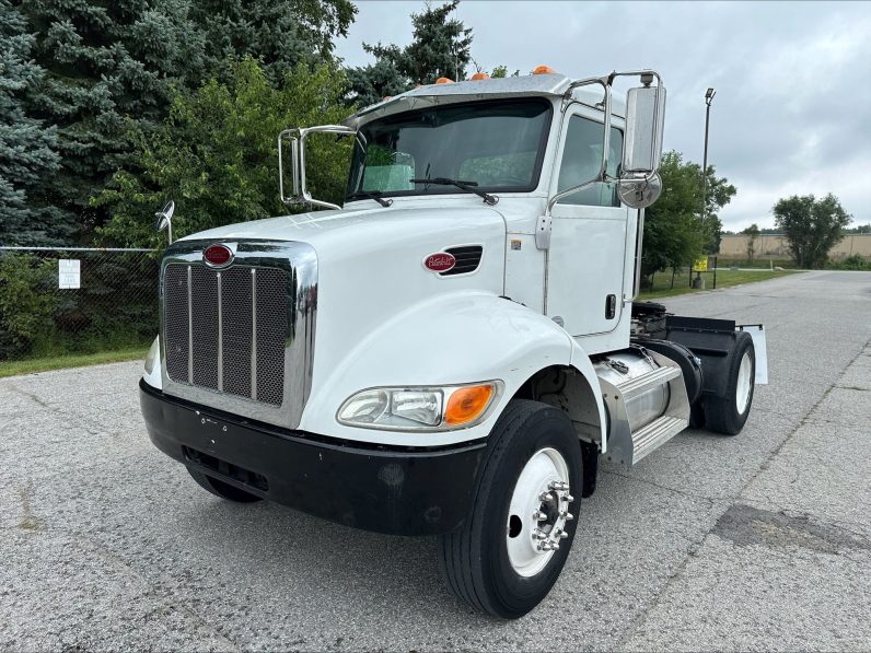 
								Used 2015 Peterbilt 337 Day Cab in Portage Indiana full									