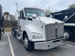 Used 2018 Kenworth T880 Day Cab in Hickory North Carolina