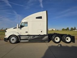 Used 2021 Kenworth T680 Sleeper in Cedar Rapids Iowa