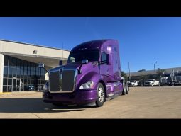 Used 2021 Kenworth T680 Sleeper in Texarkana Texas