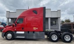 Used 2019 Freightliner Cascadia 126 Sleeper in Houston Texas