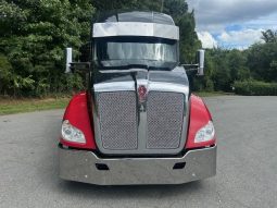 Used 2022 Kenworth T680 Sleeper in Charlotte North Carolina