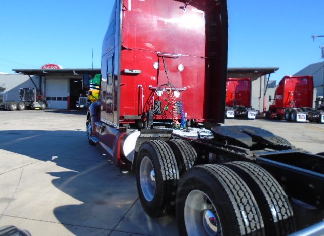 
								Used 2022 Kenworth T680 Sleeper in Charlotte North Carolina full									