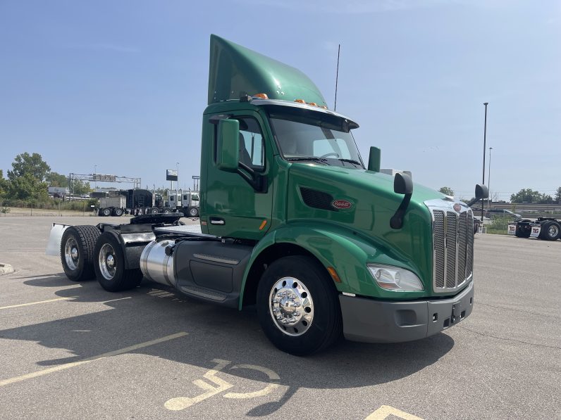 
								Used 2020 Peterbilt 579 Day Cab in Tipp City Ohio full									