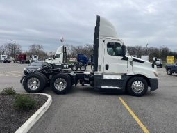 Used 2019 Freightliner Cascadia 126 Day Cab in Tipp City Ohio