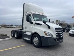 Used 2019 Freightliner Cascadia 126 Day Cab in Tipp City Ohio