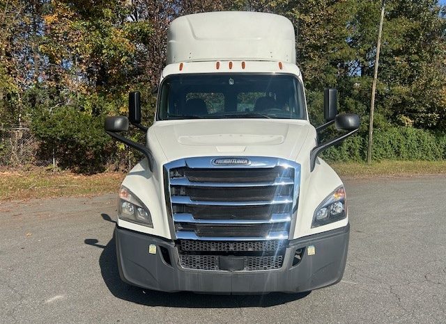 
								Used 2020 Freightliner Cascadia 126 Day Cab in Charlotte North Carolina full									